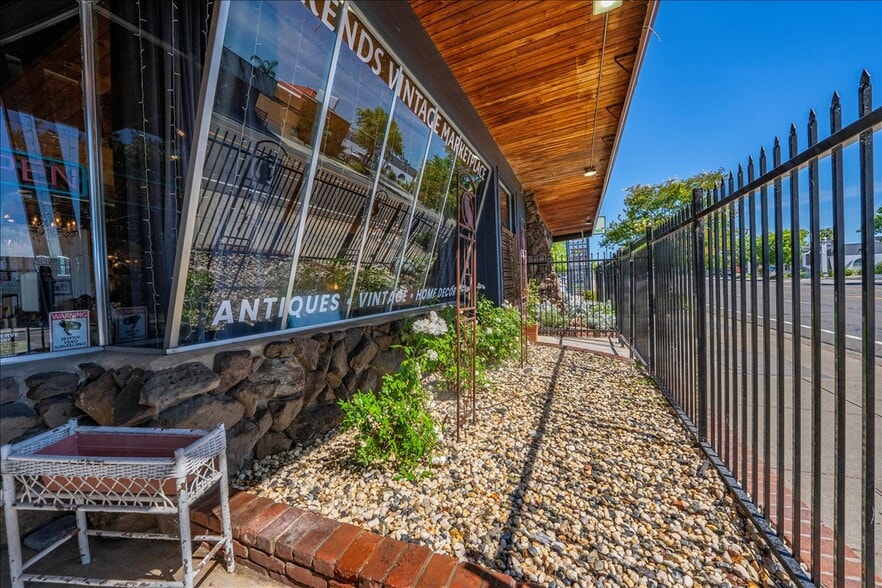 More Photos Of 2100 Hilltop Dr, Redding General Retail For Sale