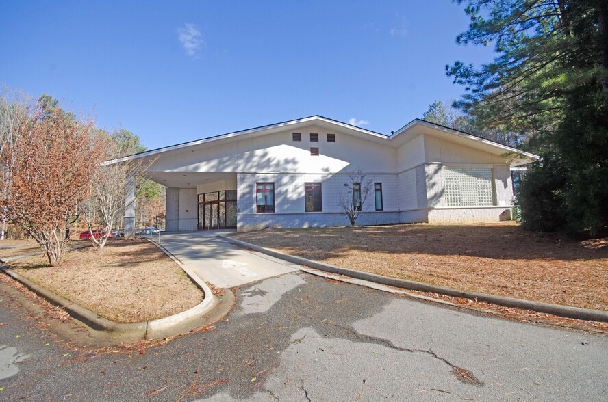 More Photos Of 1922 K M Wicker Memorial Dr, Sanford Medical For Lease