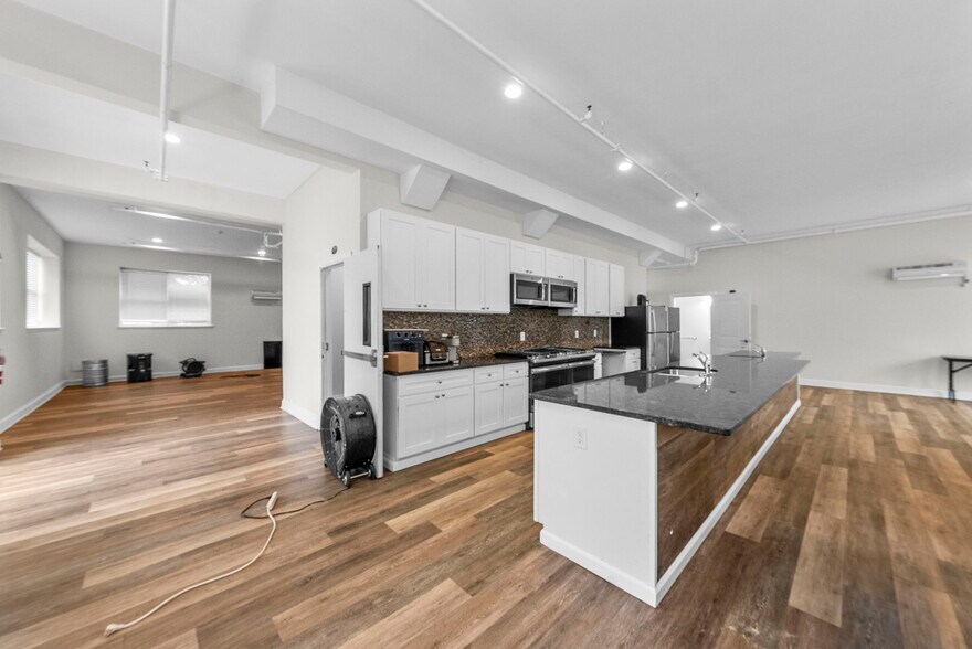 More Photos Of , Ewing Unknown For Sale