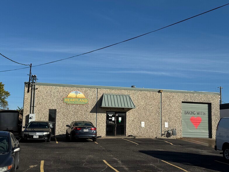 More Photos Of 10733 Colewood Ln, Dallas Food Processing For Sale