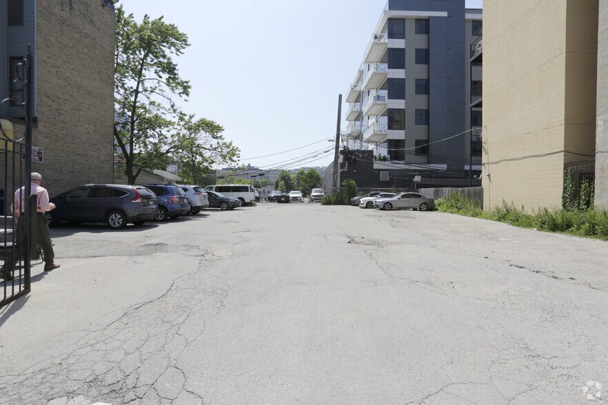 More Photos Of 864 N Orleans St, Chicago Land For Sale