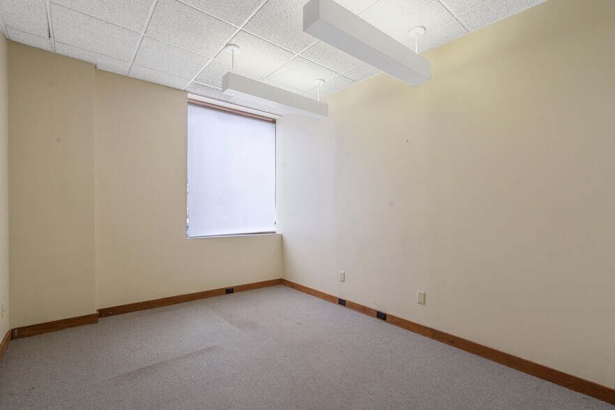 More Photos Of 344 W Genesee St, Syracuse Loft Creative Space For Lease