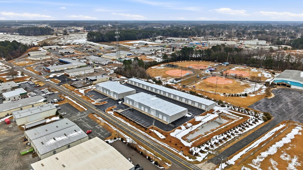 More Photos Of 4771 Reedy Branch Rd, Winterville Warehouse For Lease