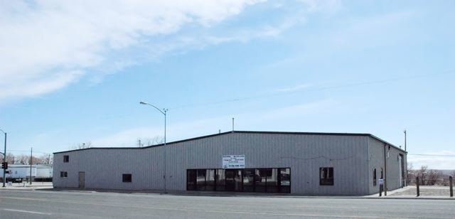 Primary Photo Of 801 W Main St, Riverton Warehouse For Sale