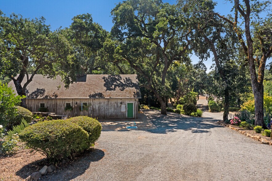 More Photos Of 125 Cristo Ln, Santa Rosa Specialty For Sale