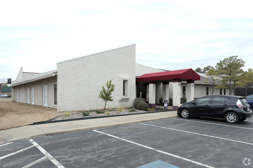 Primary Photo Of 6130 E 32nd St, Tulsa Office For Lease