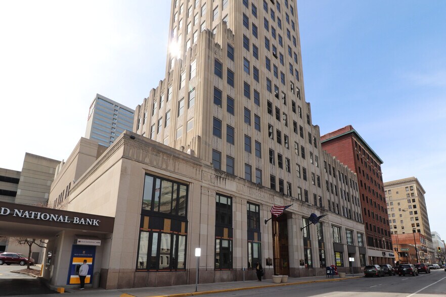 More Photos Of 116 E Berry St, Fort Wayne Office For Sale