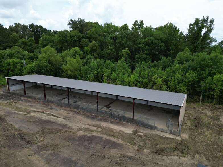More Photos Of 5129 S McRaven Rd, Jackson Showroom For Sale