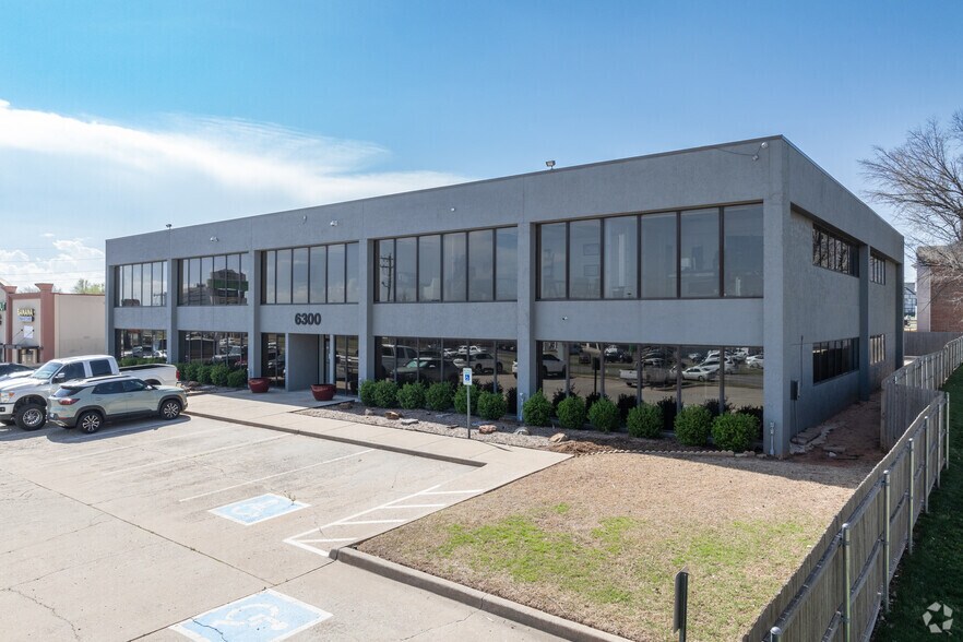More Photos Of 6300 NW Expressway, Oklahoma City Medical For Sale