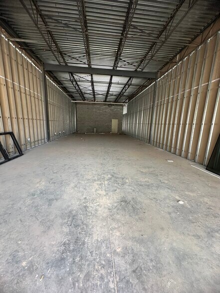 More Photos Of 4899 Highway 6, Missouri City Storefront Retail Office For Sale