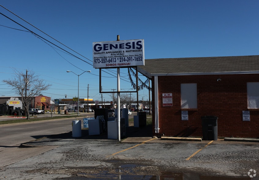 More Photos Of 11216 Lake June Rd, Balch Springs Freestanding For Lease