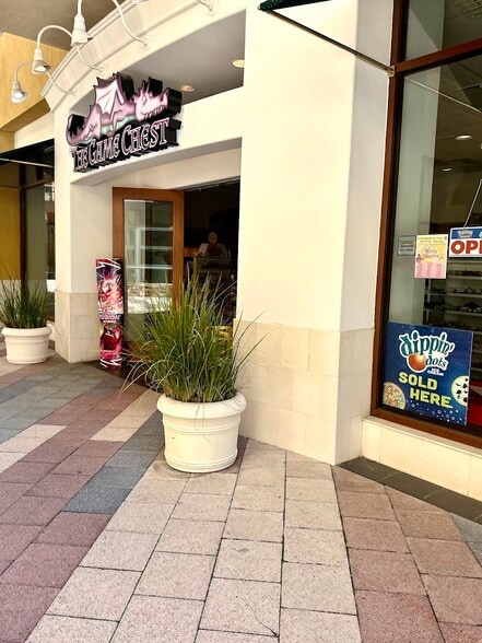 More Photos Of 520-550 Deep Valley Dr, Rolling Hills Estates Unknown For Lease