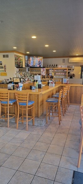 More Photos Of 406 9th St NE, Waseca Restaurant For Sale