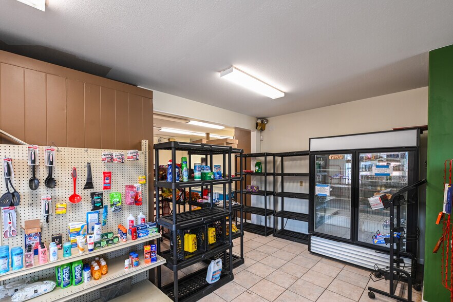 More Photos Of 228 Elcho Ave, Crested Butte Service Station For Sale