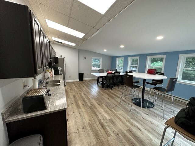 More Photos Of 9 Beaver Brook Rd, Littleton Unknown For Lease