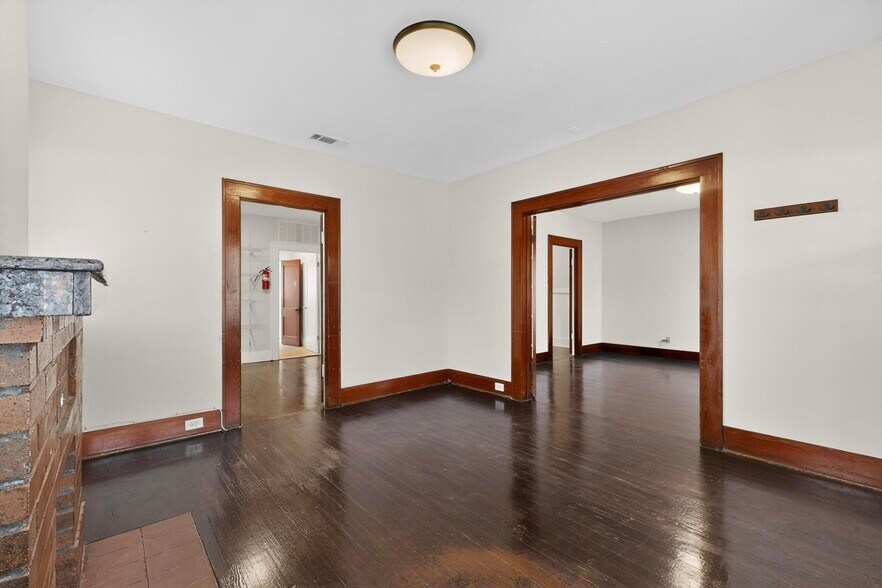 More Photos Of 78 San Marcos St, Austin Office Residential For Lease