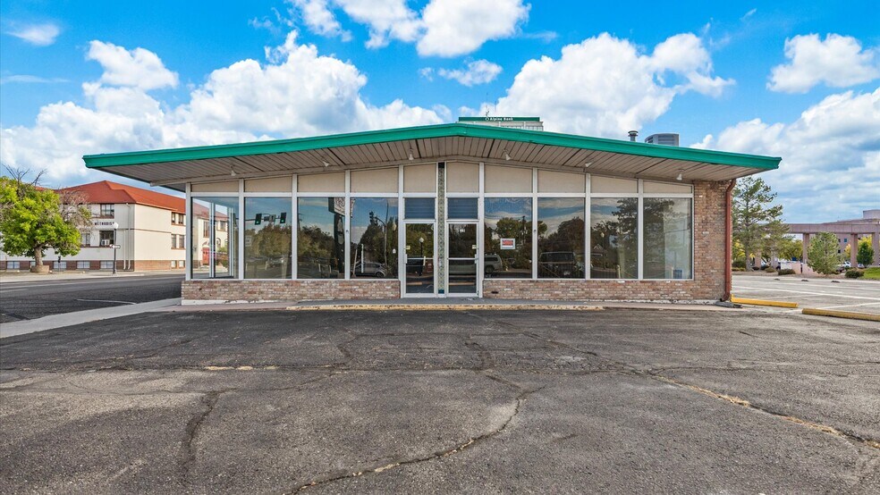 More Photos Of 461 Grand Ave, Grand Junction Freestanding For Sale