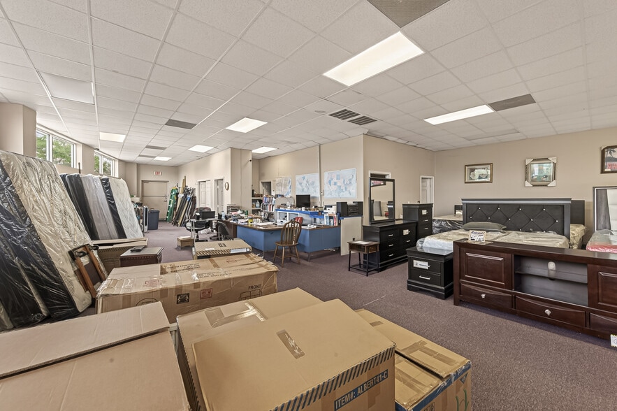 More Photos Of 9223 Bissonnet St, Houston General Retail For Sale