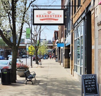 More Photos Of 3438 N Southport Ave, Chicago Storefront Retail Residential For Lease