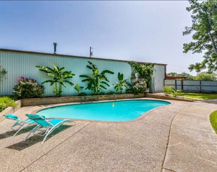 More Photos Of 3433 E Highway 199, Springtown Land For Sale