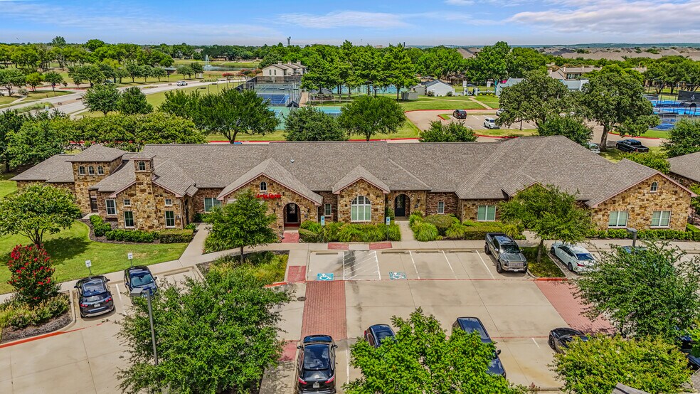 More Photos Of 905 Trophy Club Dr, Trophy Club Office For Lease