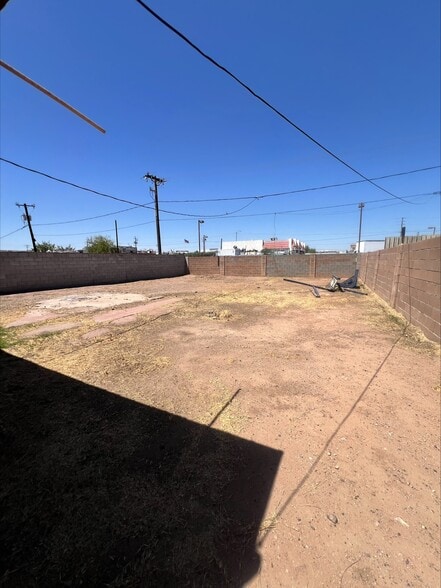 More Photos Of 1806 W Sherman St, Phoenix Industrial For Sale