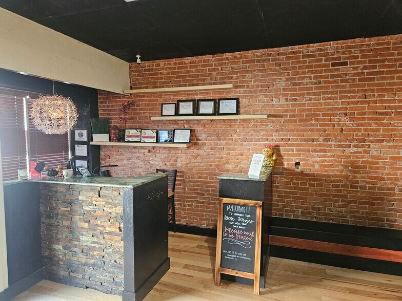 More Photos Of 309 E Center St, Pocatello Specialty For Sale