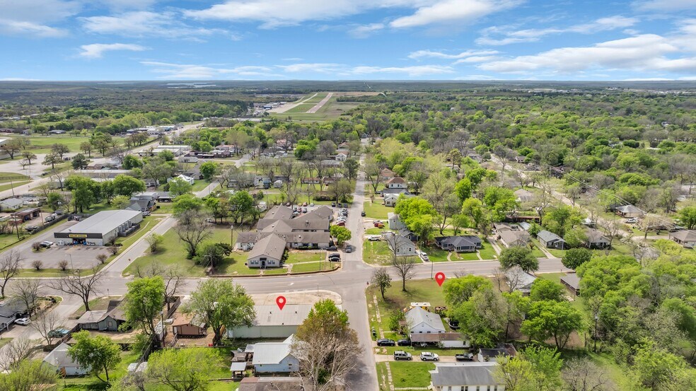 More Photos Of 603 Lake Murray Dr E, Ardmore Flex For Sale