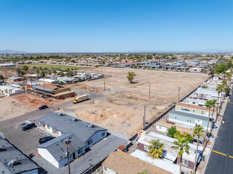More Photos Of 7118 80th Ave, Glendale Land For Sale