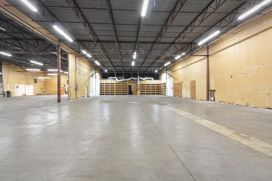 More Photos Of 1501 Westpark Dr, Little Rock Light Manufacturing For Lease