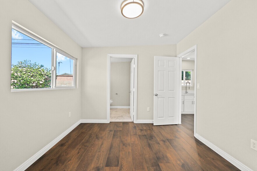 More Photos Of 1227 E Grovecenter St, West Covina Specialty For Sale