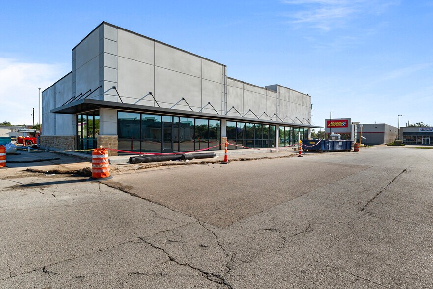 More Photos Of 6120 Scott St, Houston Unknown For Lease