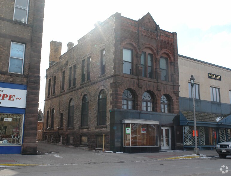 More Photos Of 212-214 Main St W, Ashland Storefront Retail Office For Lease