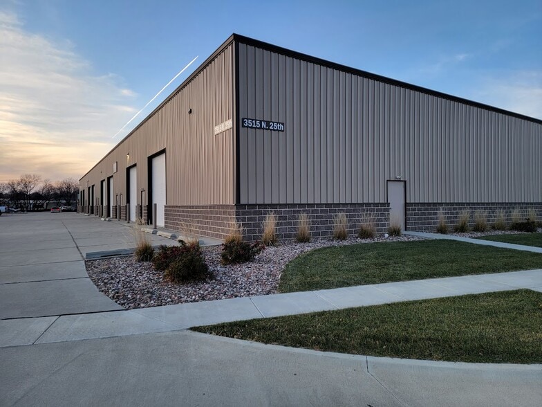 Primary Photo Of 3515 N 25th St, Lincoln Warehouse For Lease