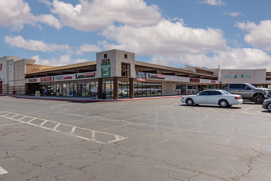 More Photos Of , Las Vegas General Retail For Sale
