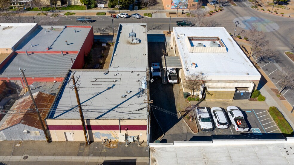 More Photos Of 3234 Santa Fe St, Riverbank Storefront For Sale