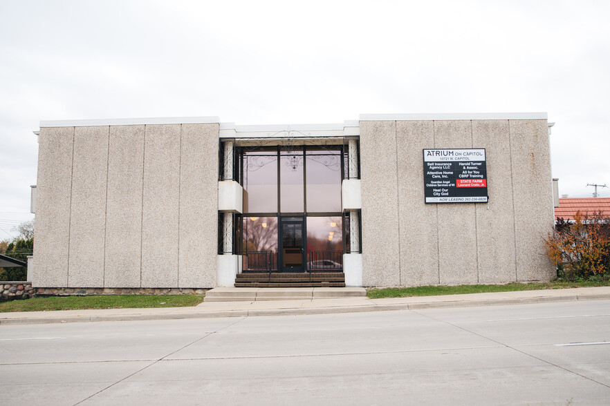 Primary Photo Of 10721 W Capitol Dr, Milwaukee Office For Lease