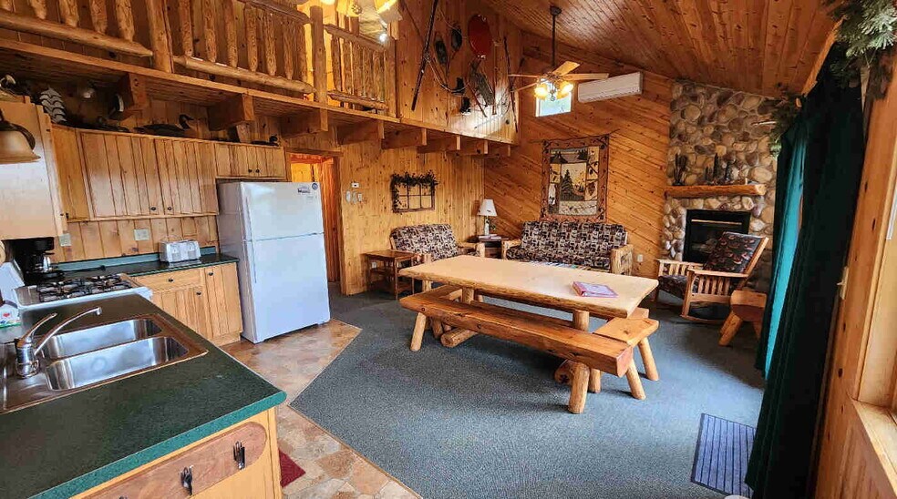 More Photos Of 19222 Echo Ridge Dr, Nevis Hotel For Sale