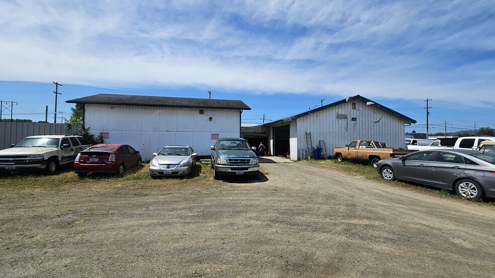 Primary Photo Of 1351 Alabama St, Longview Warehouse For Sale