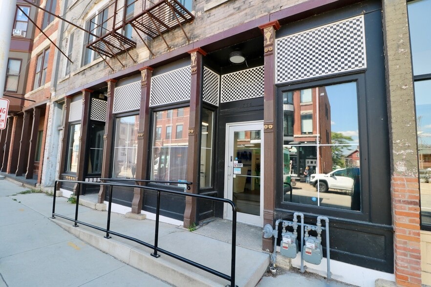 More Photos Of 1735 Central Ave, Dubuque General Retail For Sale