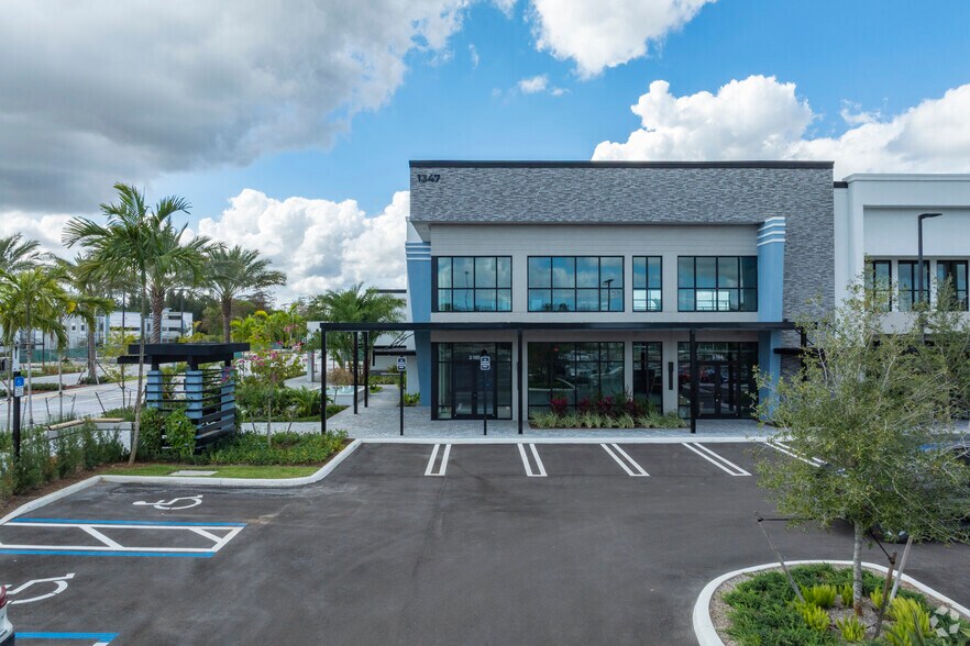 More Photos Of 1385 State 7 Rd, Wellington Storefront For Lease