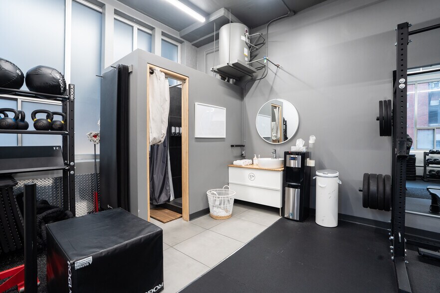 More Photos Of 119 Spadina Ave, Toronto Loft Creative Space For Lease
