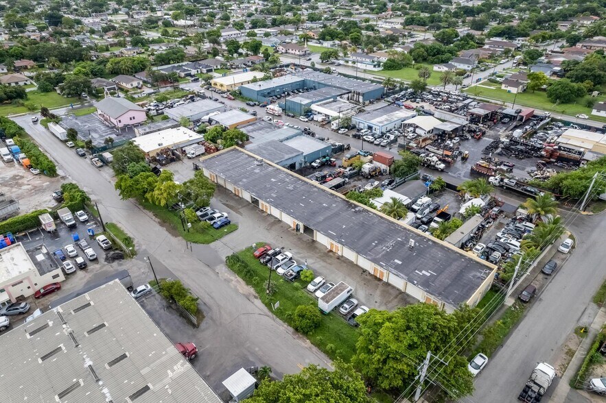 More Photos Of 2201-2227 SW 57th Ave, West Park Warehouse For Sale