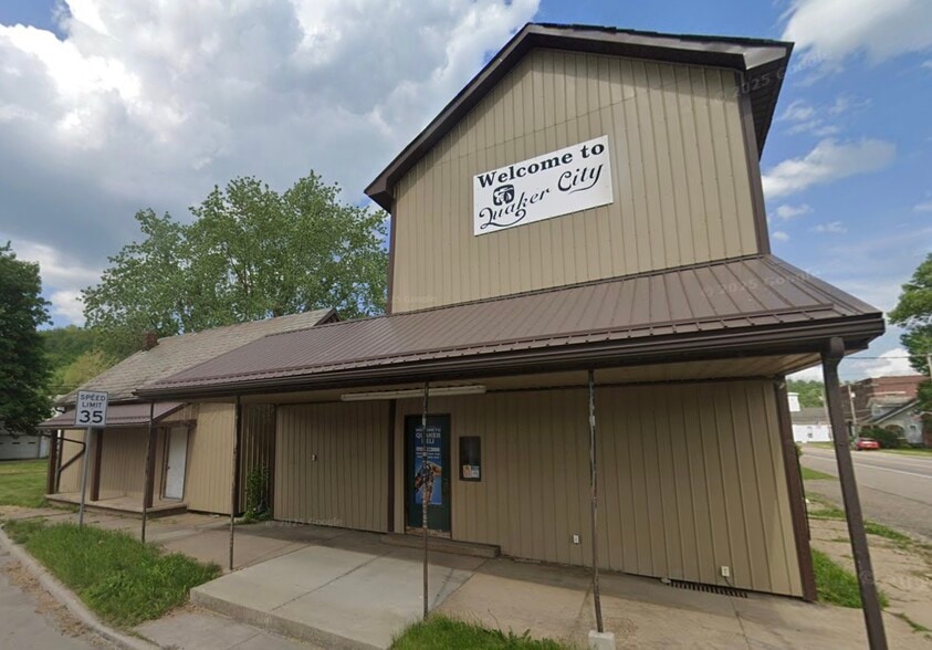 More Photos Of 145 Pike St, Quaker City Storefront For Sale