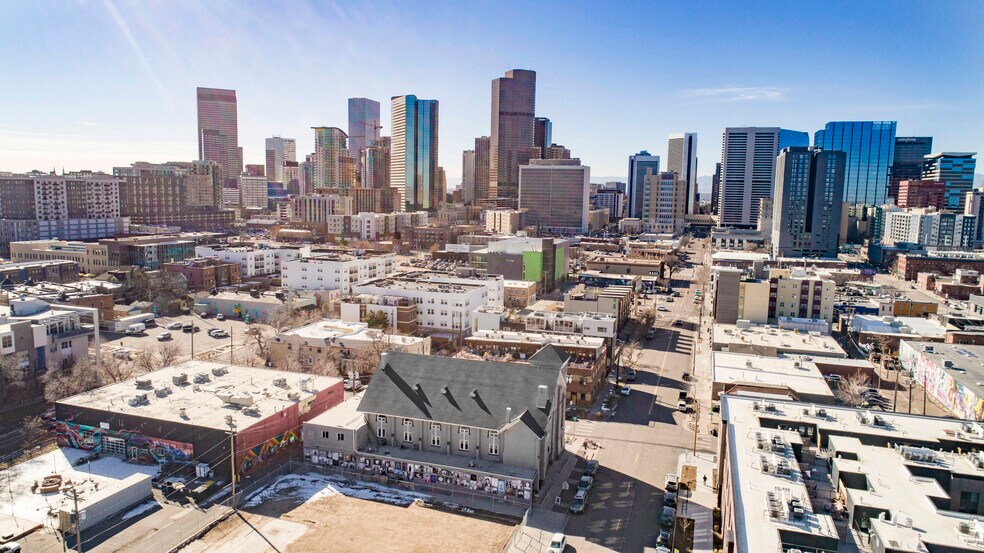 More Photos Of 2400 Curtis St, Denver Loft Creative Space For Lease