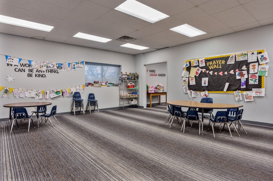 More Photos Of 4312 20th St, Rockford Religious Facility For Sale