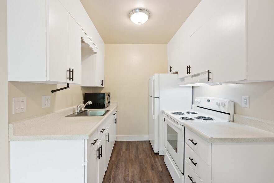 More Photos Of 4840 San Pablo Dam Rd, El Sobrante Apartments For Sale
