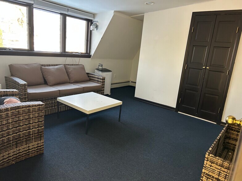 More Photos Of 35 Belden Pl, Montclair Loft Creative Space For Sale