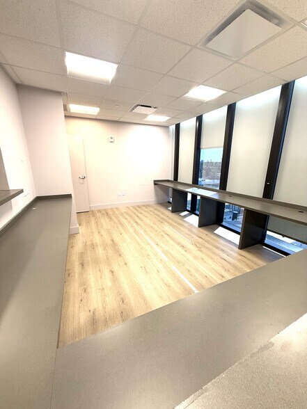 More Photos Of 601 N Federal Hwy, Hallandale Beach Office For Lease