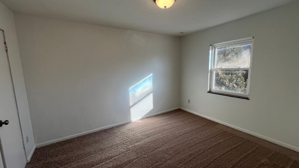 More Photos Of 200-204 Solon Rd, Bedford Apartments For Sale
